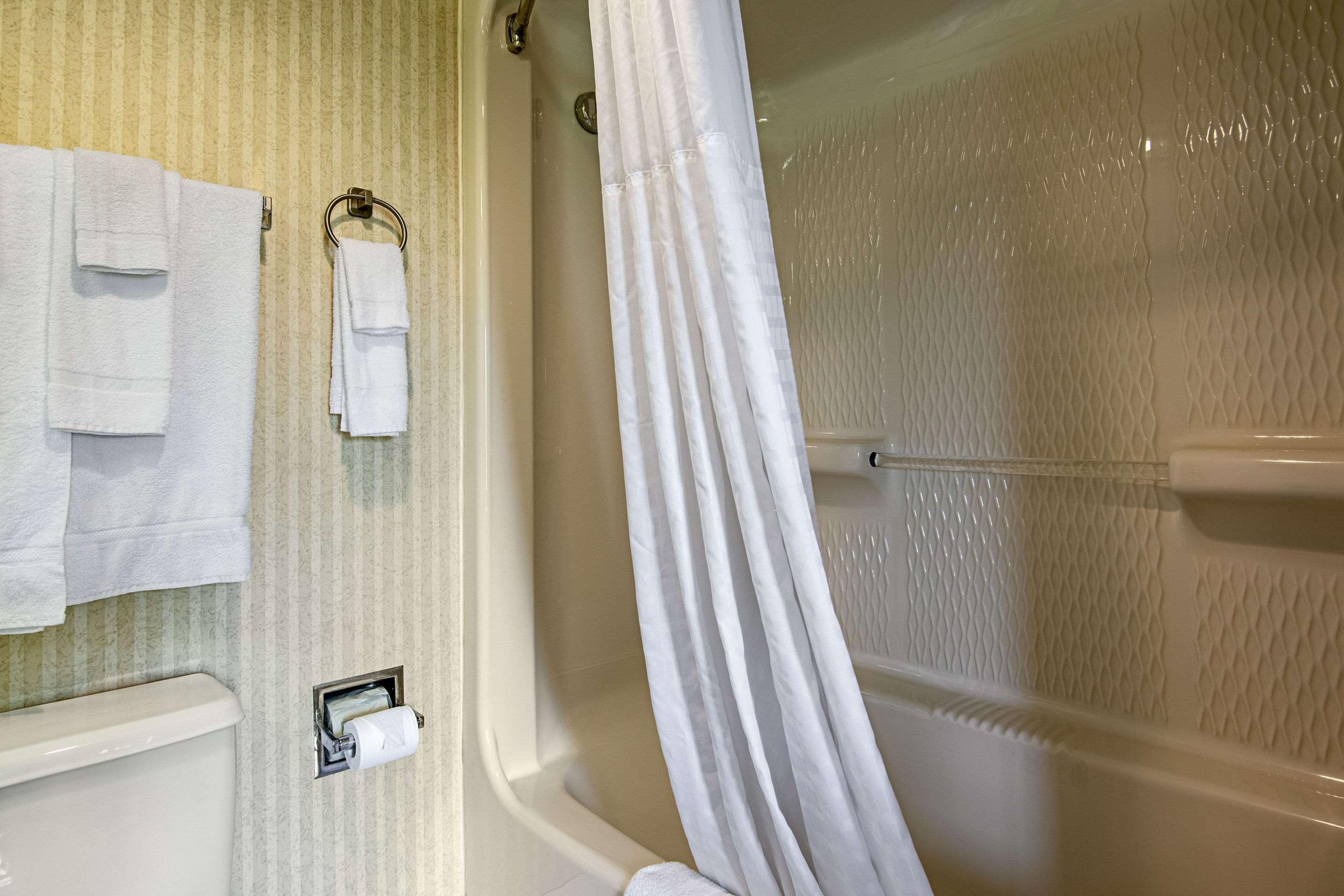 Quality Inn Portsmouth Extérieur photo