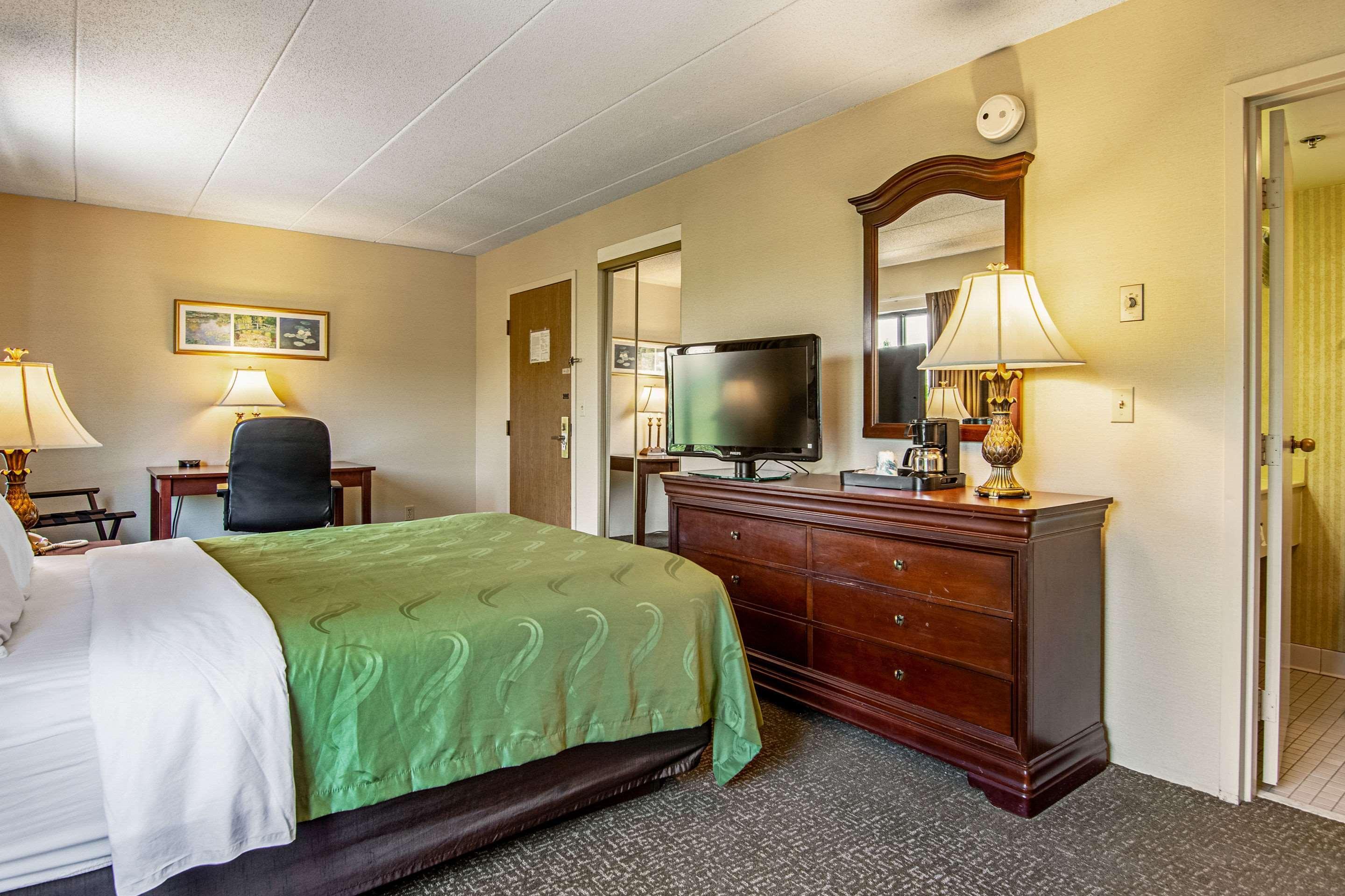 Quality Inn Portsmouth Extérieur photo