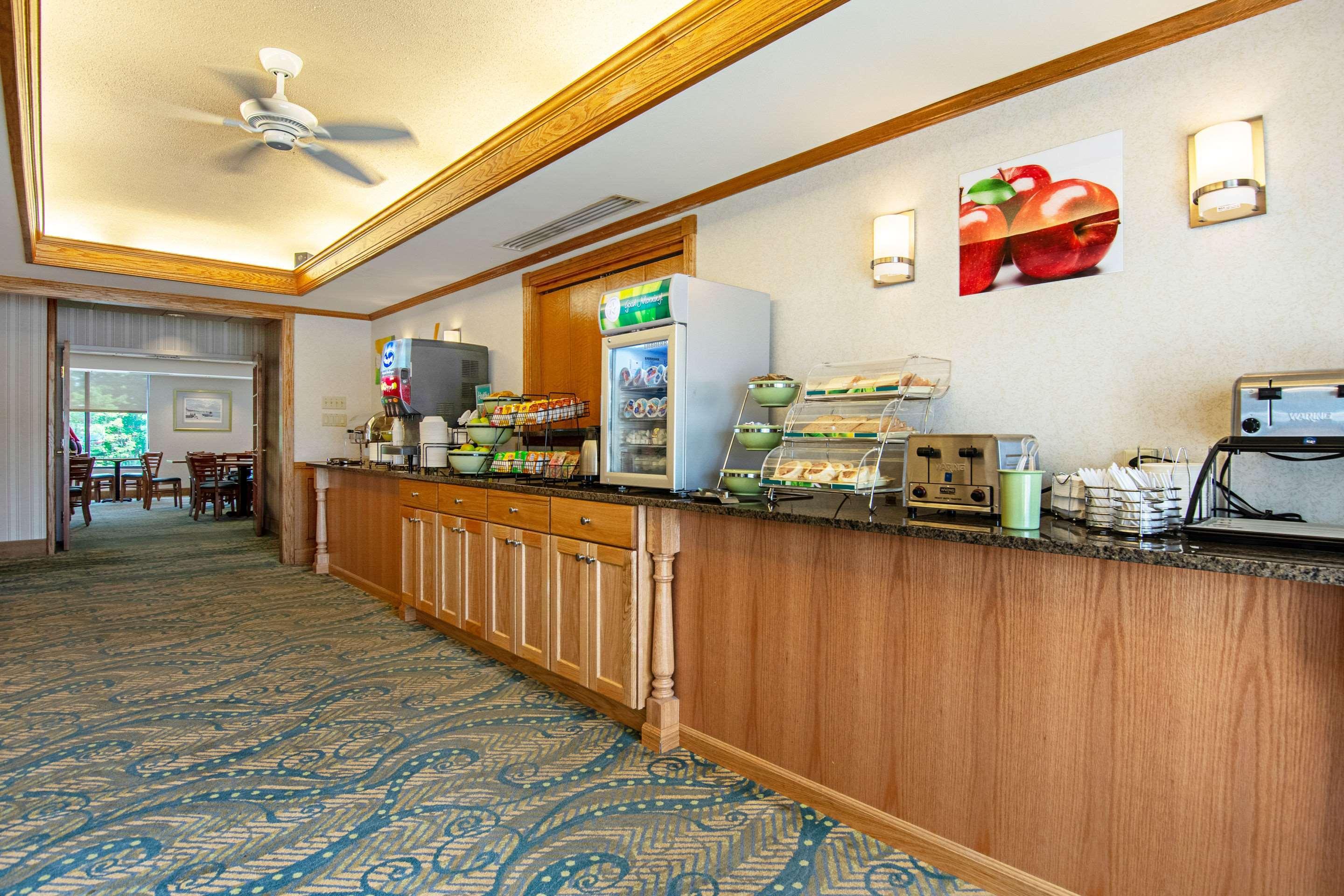 Quality Inn Portsmouth Extérieur photo
